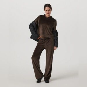 NWT VUORI HAVEN SET HOODIE AND PANTS